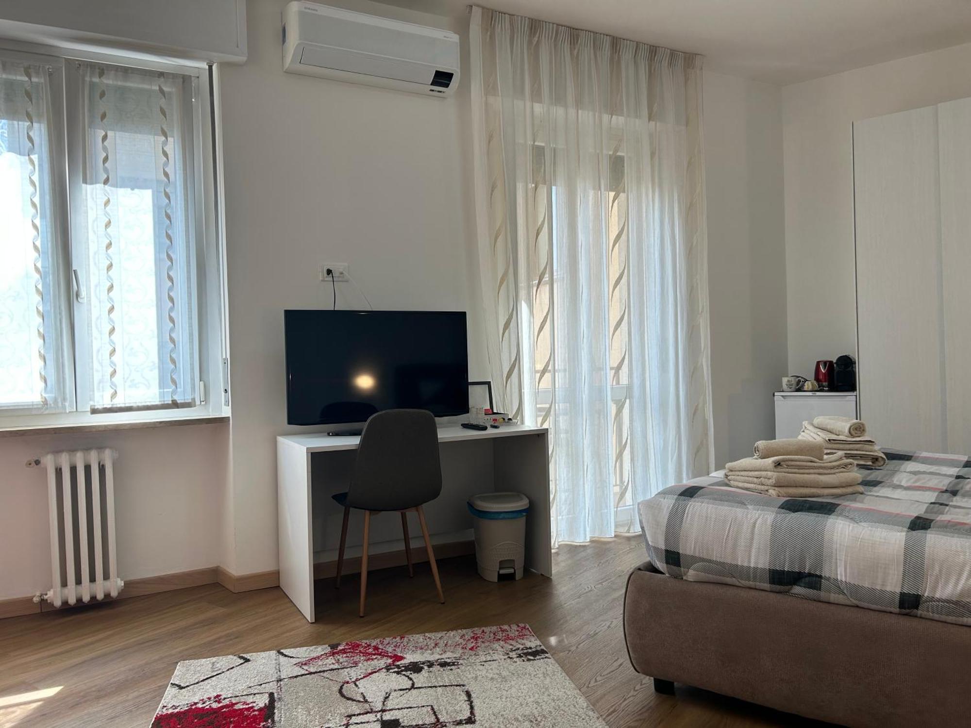 Valverde Apartment And Rooms Verona Buitenkant foto